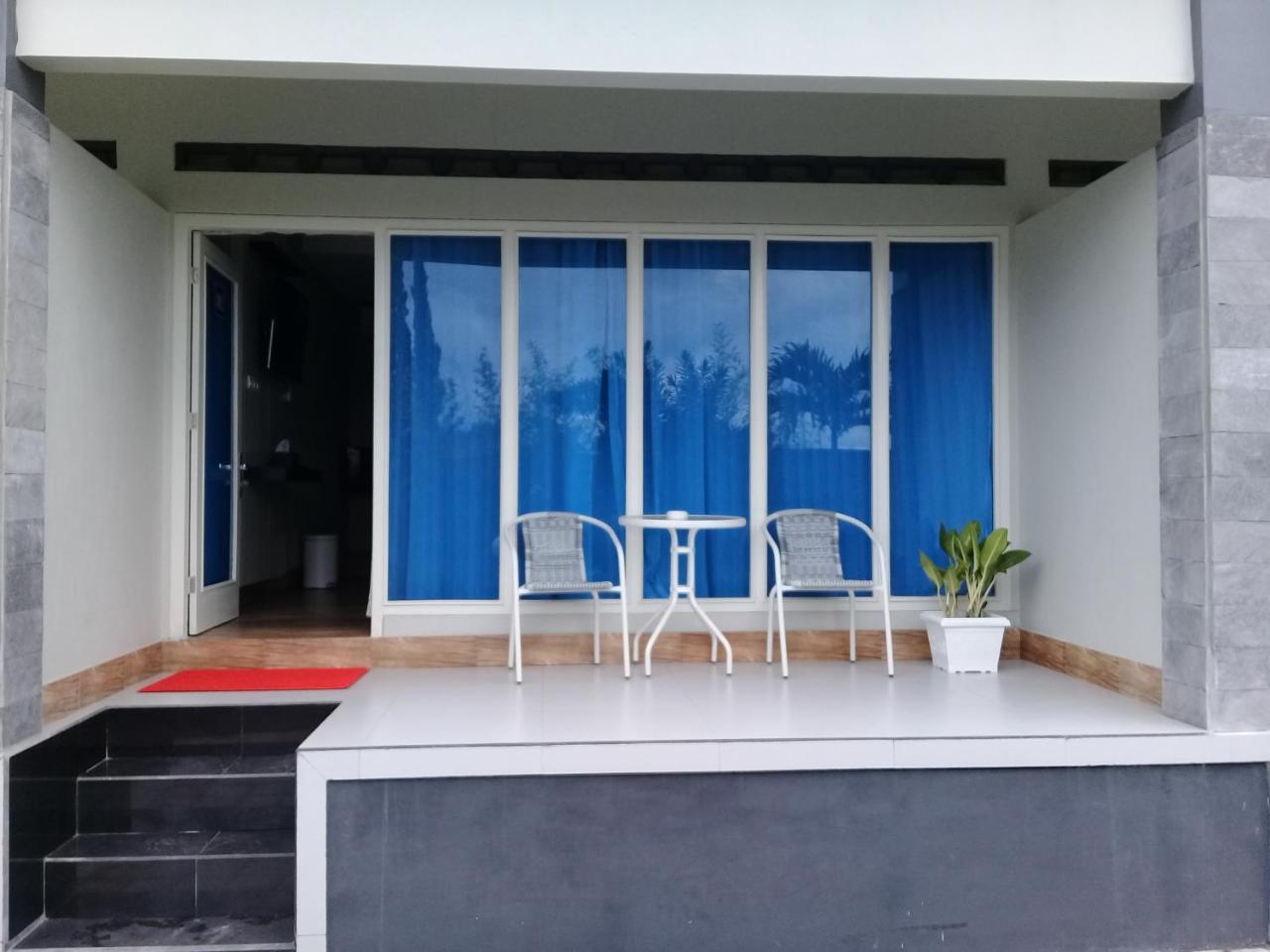 Wisma Lovebird Kalianget Exterior photo